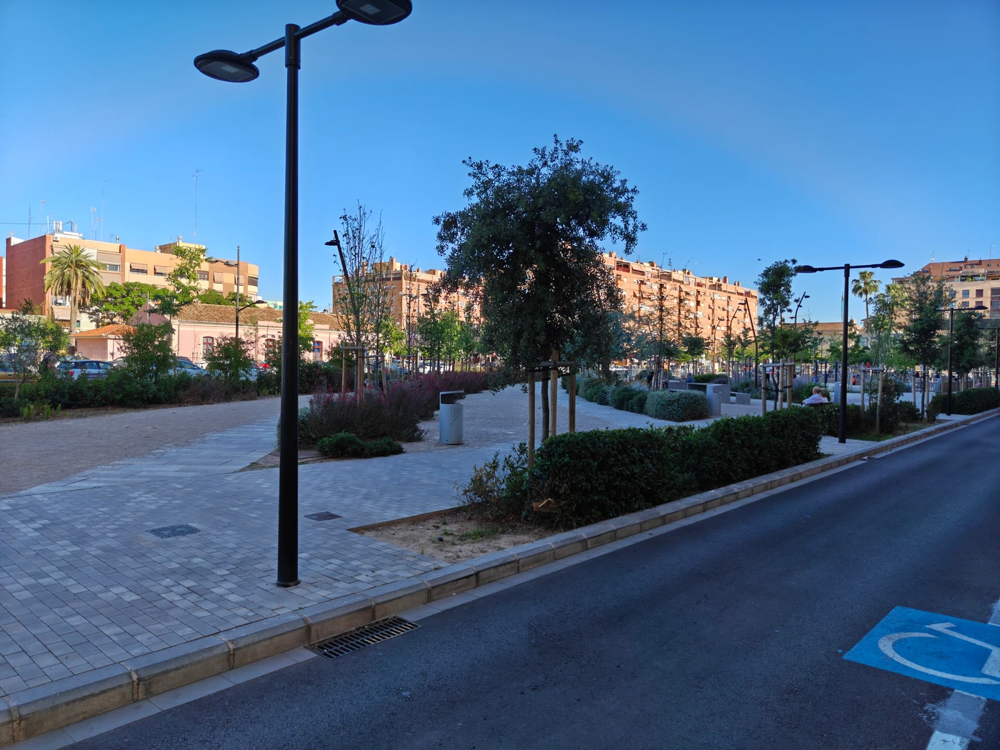 Studio block managed by Watan Group in El Cabanyal — 2